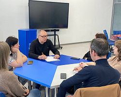 «Родительская гостиная»: баланс свободы и контроля в воспитании подростков